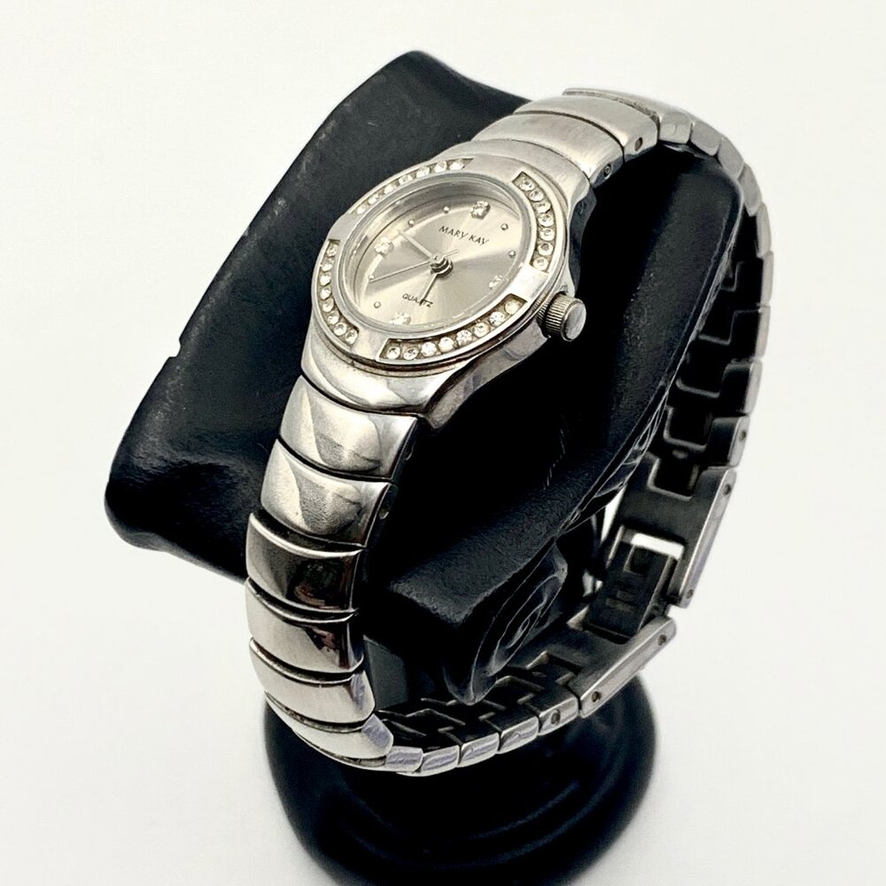 Mary Kay Silver Tone Watch Crystal Bezel 6.5" Wrist New Battery - Picture 6 of 15